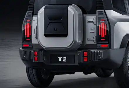 JETOUR T2 — Сквозные задние фонари