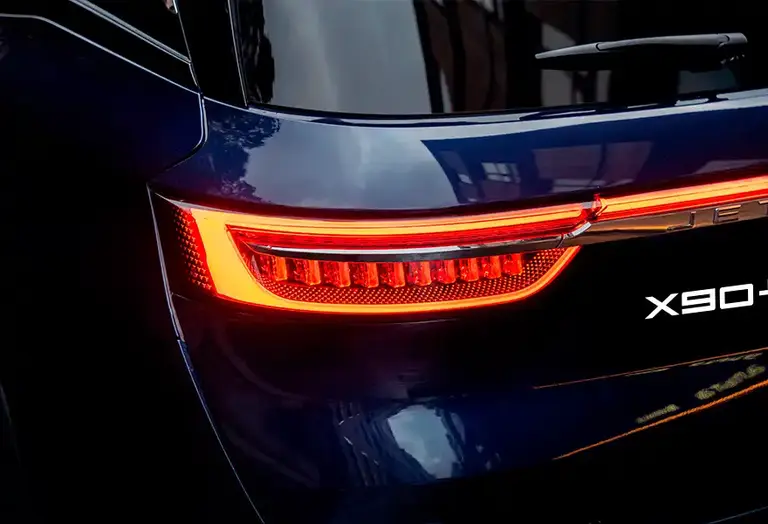 JETOUR X90-PLUS — Сквозная LED-полоса